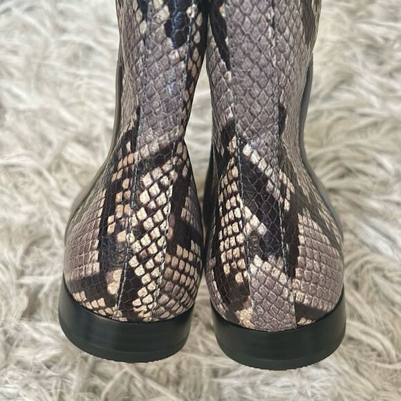 NWOB PAIGE Catherine Snakeskin-Embossed Leather Ankle Boots Taupe Multi sz 6.5 - Picture 4 of 9